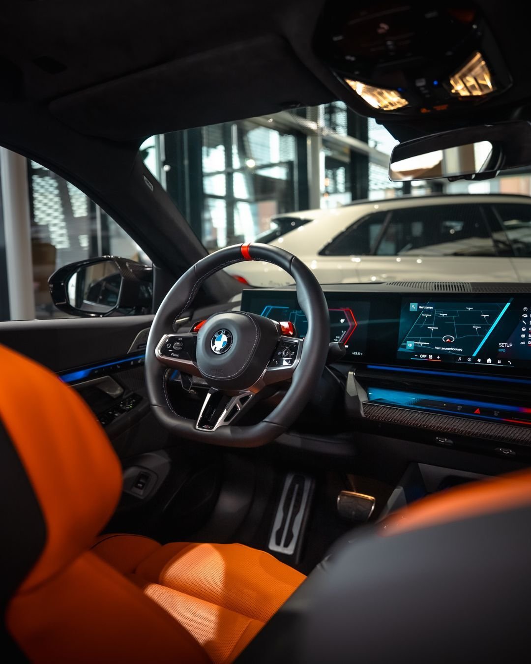 INSTA_Post_1_BMWM5_Zwart_4575_4-2